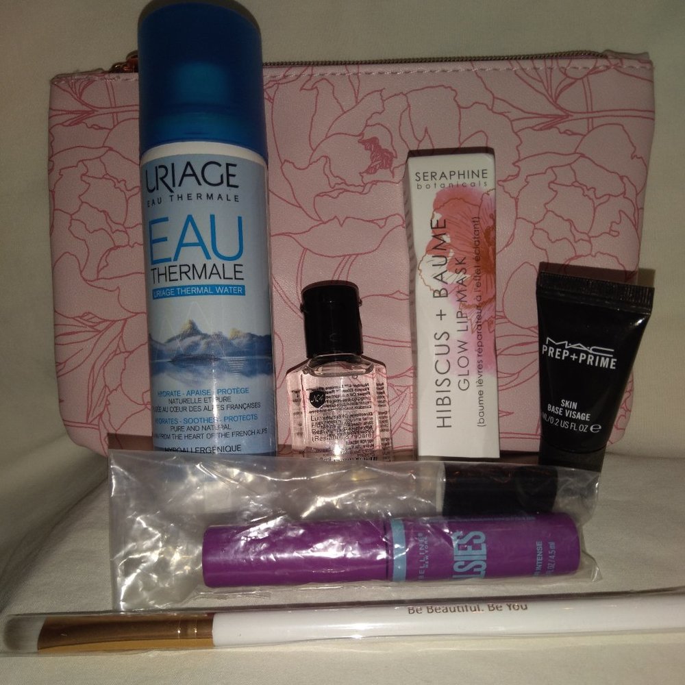 Glam Bag With 6 GREAT Products ~
